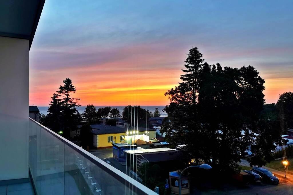 מידזיזדרויה Green Apartment Promenada Gwiazd- Widok Na Morze. מראה חיצוני תמונה