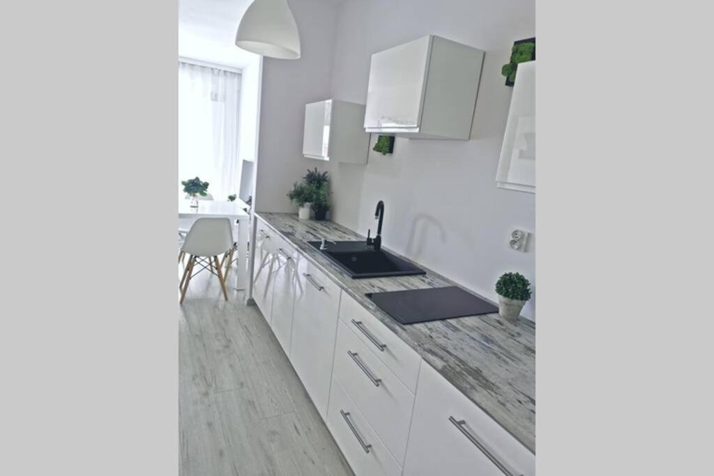 מידזיזדרויה Green Apartment Promenada Gwiazd- Widok Na Morze. מראה חיצוני תמונה