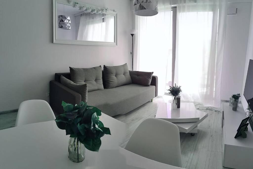 מידזיזדרויה Green Apartment Promenada Gwiazd- Widok Na Morze. מראה חיצוני תמונה